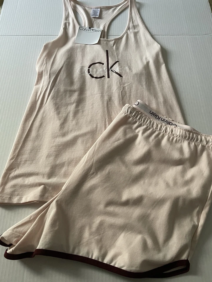 JUEGO DE ROPA DE DORMIR CALVIN KLEIN MUJER 2 PIEZAS TALLA XL LT ROSA RAZORBACK TOP Y CORTO NUEVO CON ETIQUETAS Foto 2 de 4