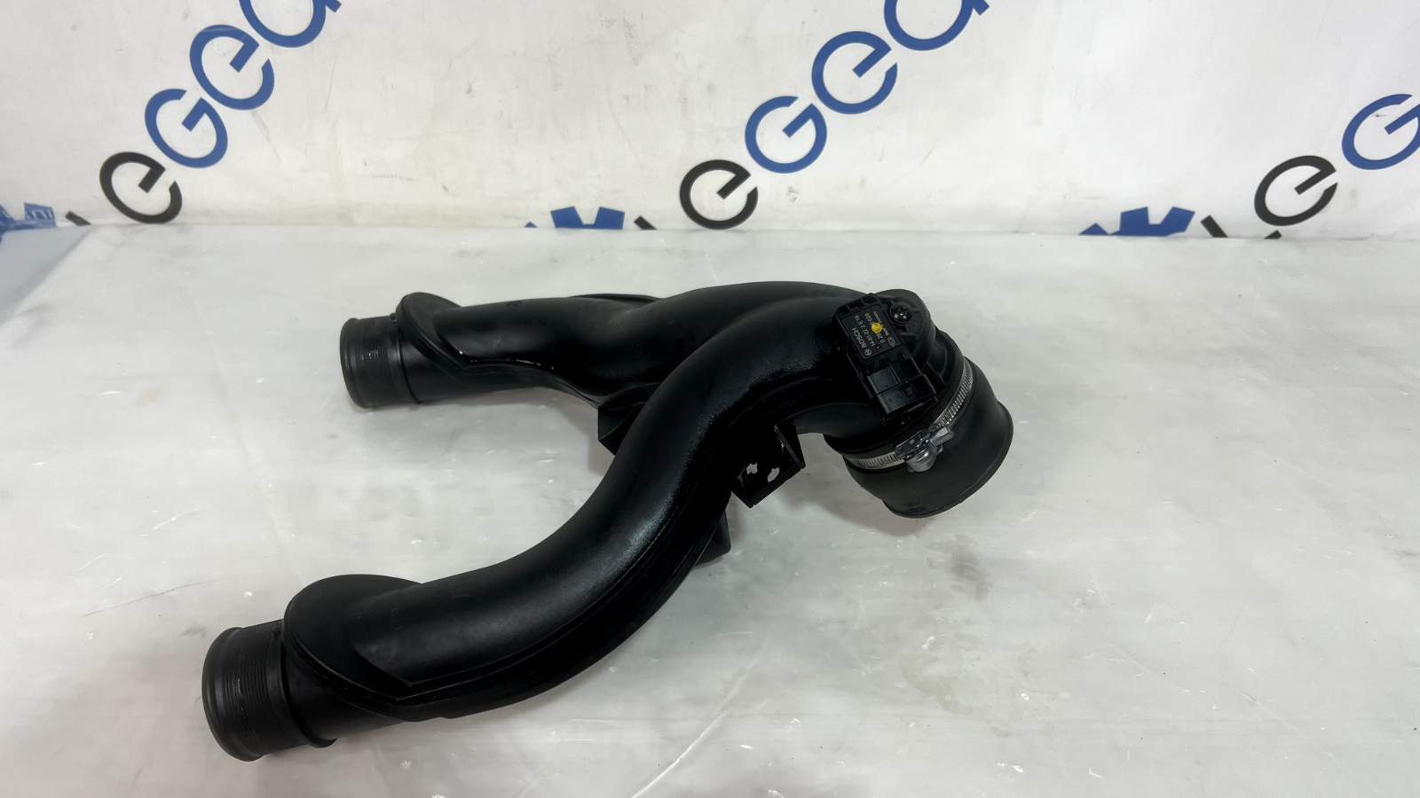 14-21 Maserati Ghibli SQ4 Quattroporte 3.0L Air Intake Duct Pipe Hose OEM