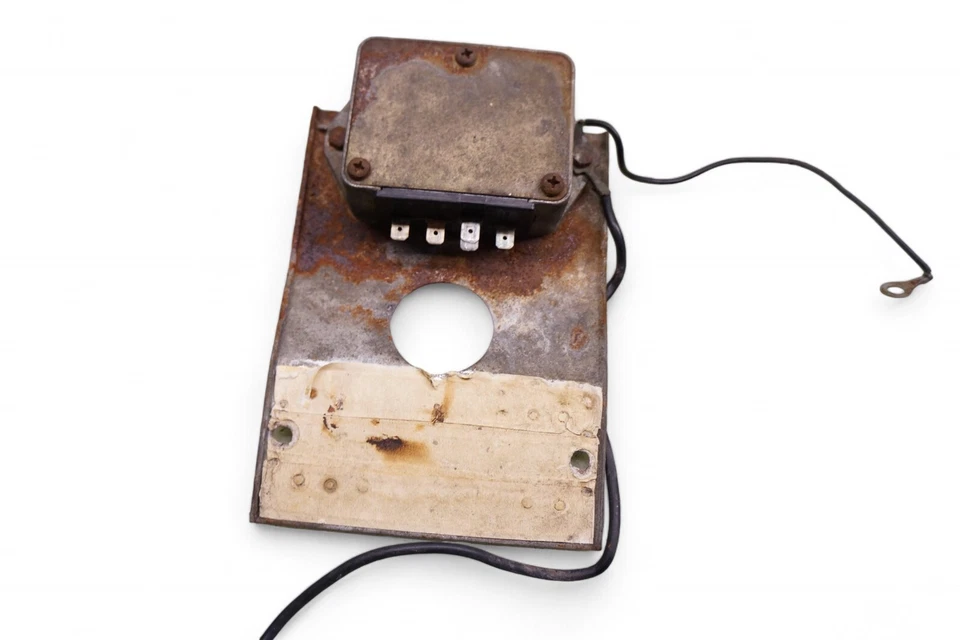 1974 Ducati 750 GT 750GT DM750 Super Sport Bevel DM Desmo Ignitor igniter  - Image 2 of 4