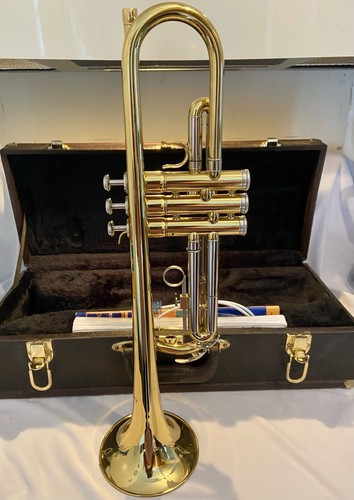 Jean Baptiste JBTP127 Trumpet with Case & Vincent Bach 3c Mouthpiece - Picture 5 of 8