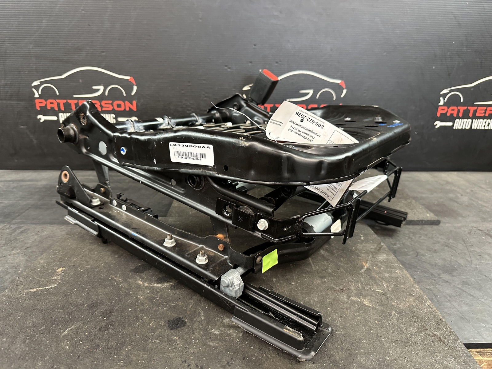 14-17 MASERATI GHIBLI FRONT PASSENGER RH POWER SEAT TRACK W/ MOTORS L0330609AA