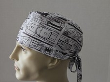 Scrub Hat/Skull Cap Mens - Batman/Batmobile