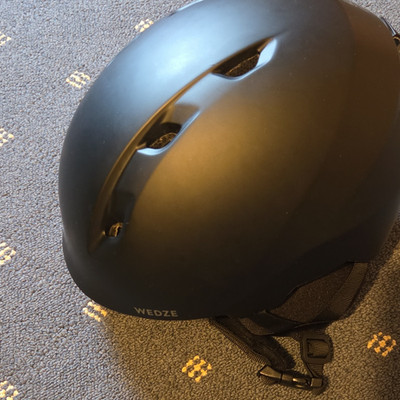 Wedze H 300 Ski-/Snowboardhelm Unisex Gr. M Schwarz Hartschale, einstellbar