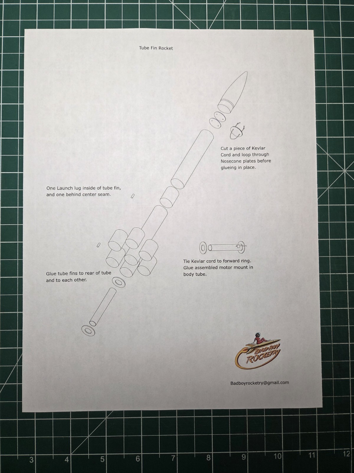 Tube Fin Model Rocket Kit BT-70  Over 30 Inches tall! 29mm motor mount!