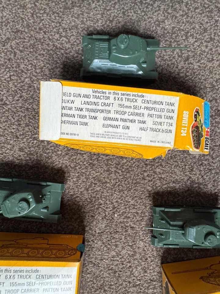 Airfix HO OO T34 Russian Tank in Box - VERY RARE AND COLLECTABLE NEW UNUSED X1 - Image 2 of 4