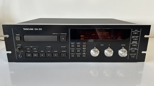 TASCAM DA-30 Professional DAT Tape Digital Audio Tape Recorder (TESTED WORKING)