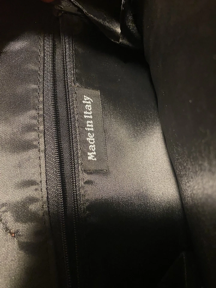 Mochila de cuero rojo C. Valentino con etiquetas Foto 3 de 4