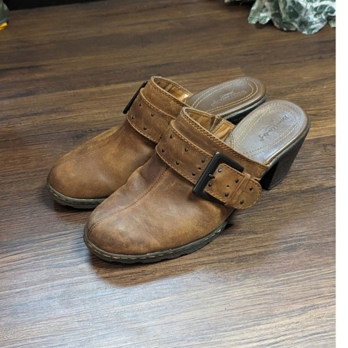 BROWN'S LANDING Kelsey Heeled Clogs Sz 9M Slip on Women's Studded Buckle Mules  - Picture 1 of 11