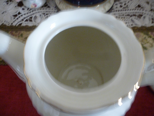 Bavaria German Coffee Tea pot Vintage tableware Porcelain with Gold and Lid - Picture 8 of 10