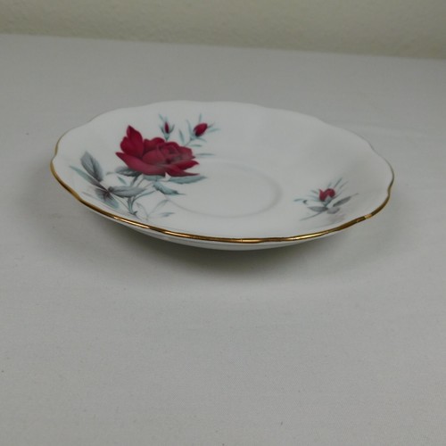 Platillo Royal Albert Sweet Romance SOLO Bone China Rojo Rosa Oro Borde Repuesto - Imagen 2 de 7