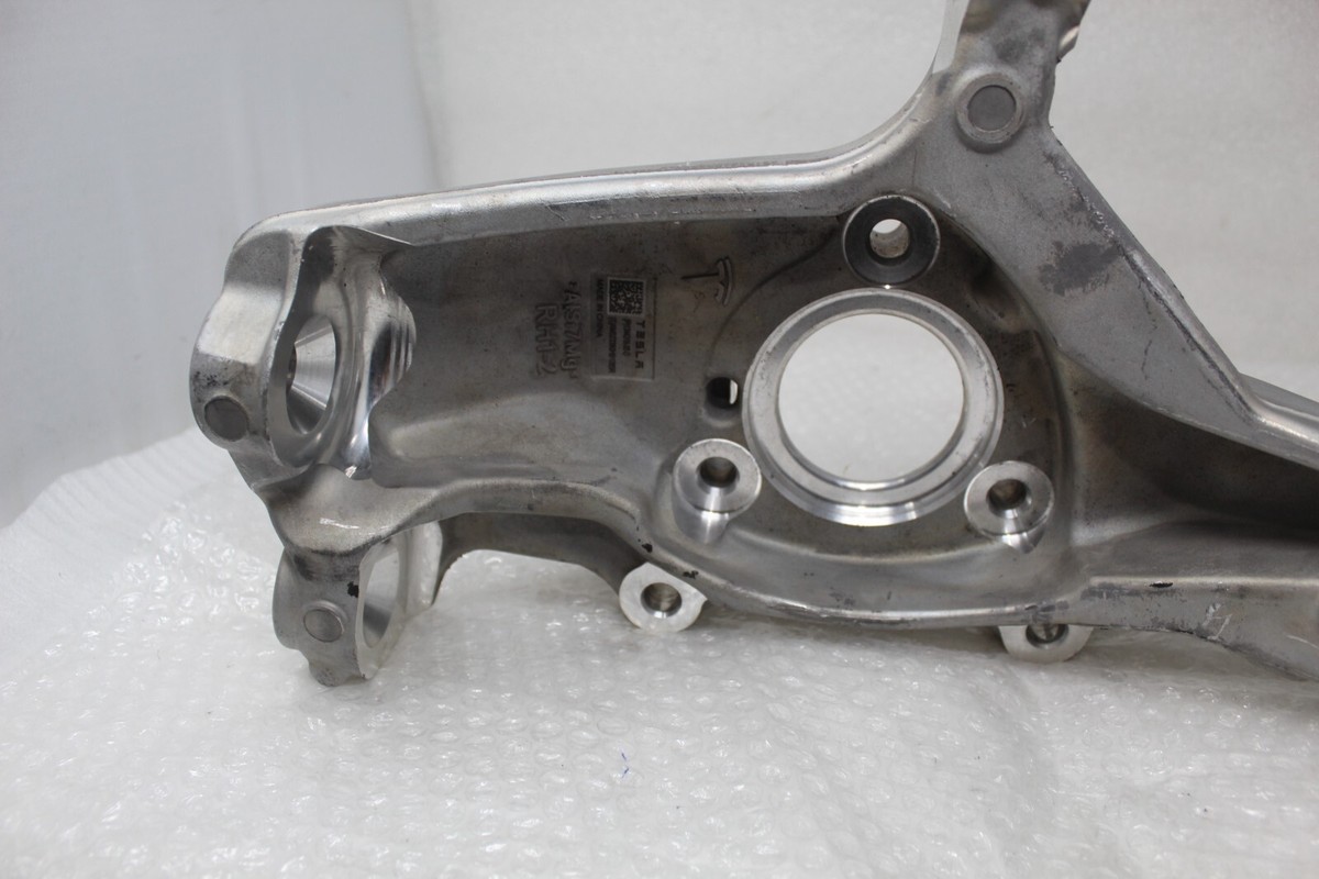 GENUINE 24-25 TESLA 3 FRONT RIGHT SUSPENSION SPINDLE KNUCKLE