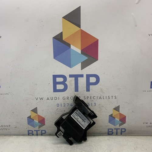 AUDI A3 8P GATEWAY STEUERGERÄT ECU 8P0907530A BOX133 Bj 2010
