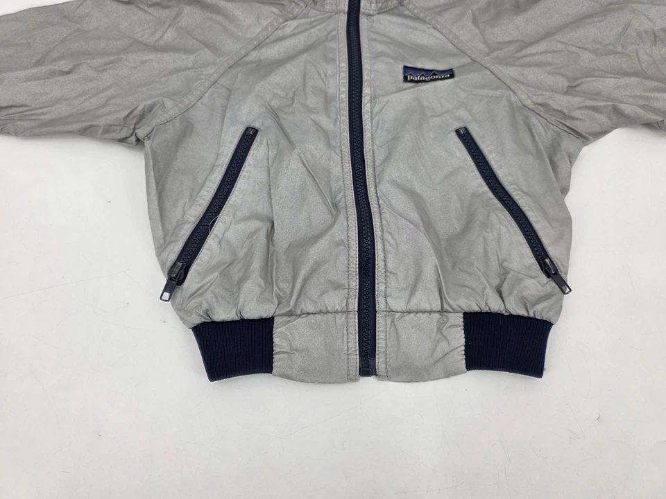 Chaqueta Bomber Vintage Patagónica Nylon Niño Talla 2T Gris Años 90 Foto 4 de 4