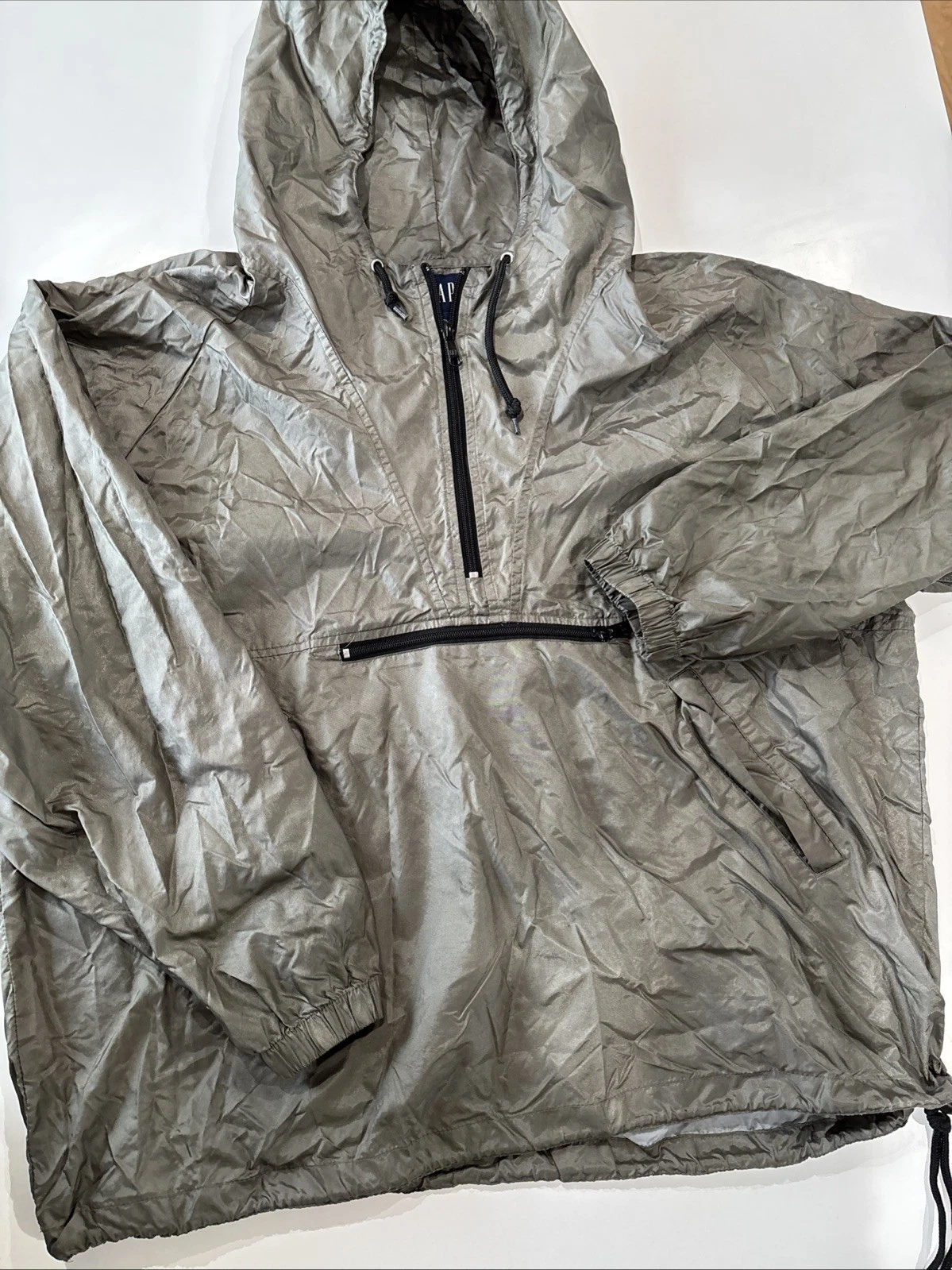 GAP Windbreaker Men’s SZ XL Metallic Olive Made In Thailand Nylon