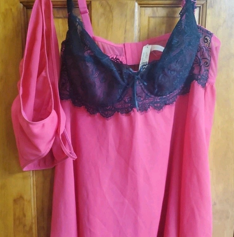 Foto 1 di 8