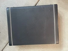 Fender Classic Series Case/Stand (Holds 3 Instruments)