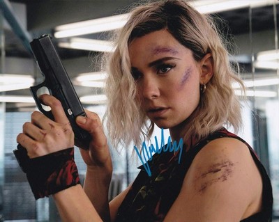VANESSA KIRBY signed Autogramm 20x25cm FAST & FURIOUS in Person autograph COA