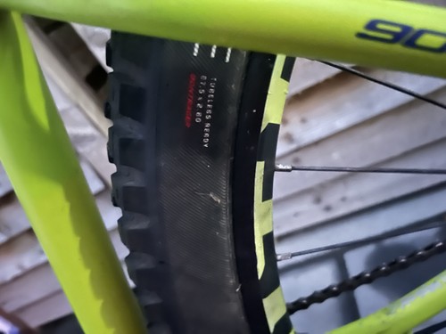 Whyte 901 Mountain Bike - Picture 8 of 10