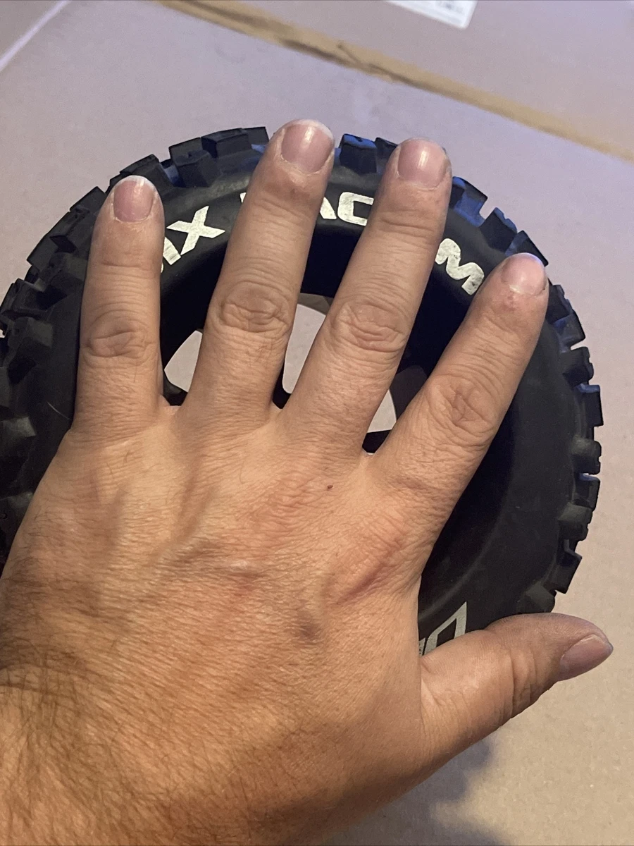 Duratrax Six Pack MT 3.8