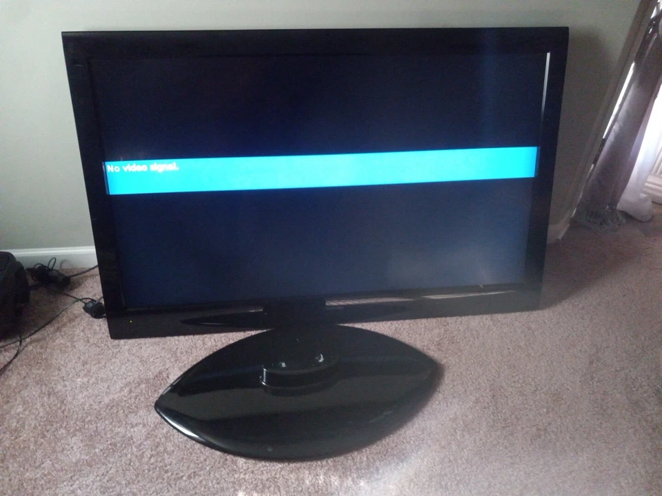 Toshiba - 55in LCD 4K UHD Smart Fire TV - Image 3 of 4