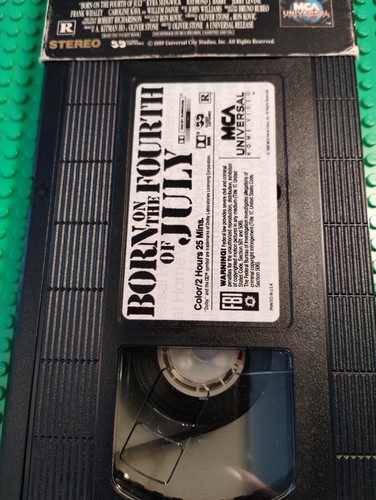 Born on the Fourth of July (VHS, 1990) - Picture 3 of 3
