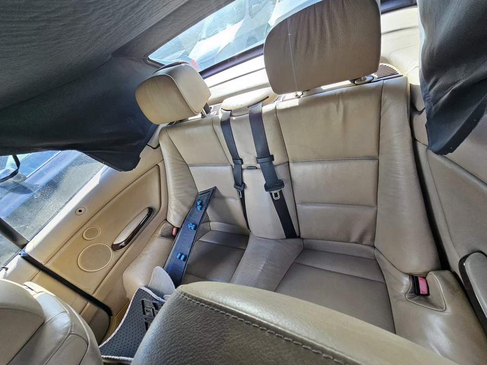 Used Right Fuel Pump fits: 2004 Bmw 330I Pump Assembly Sdn E46 R. pump and sende Foto 4 de 4