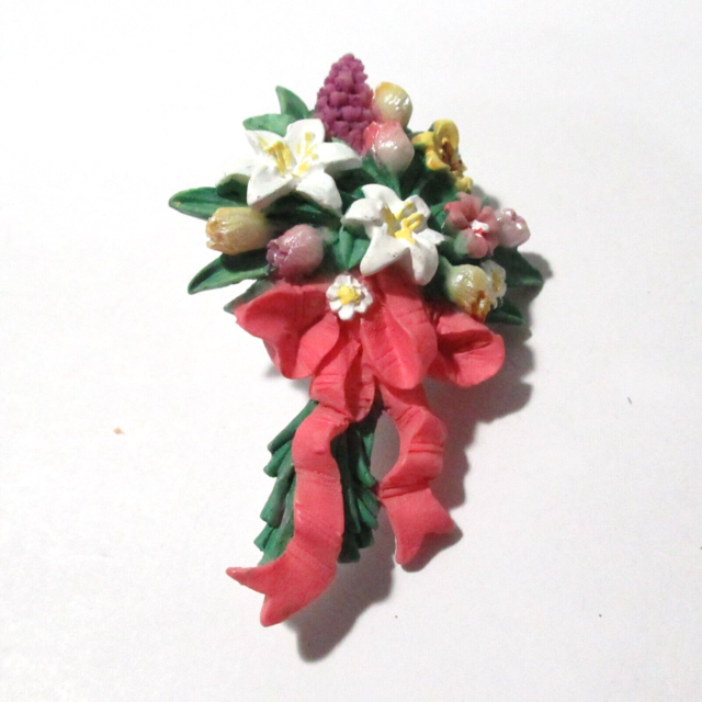 Vintage Resin Bouquet of Flowers Lapel Pin