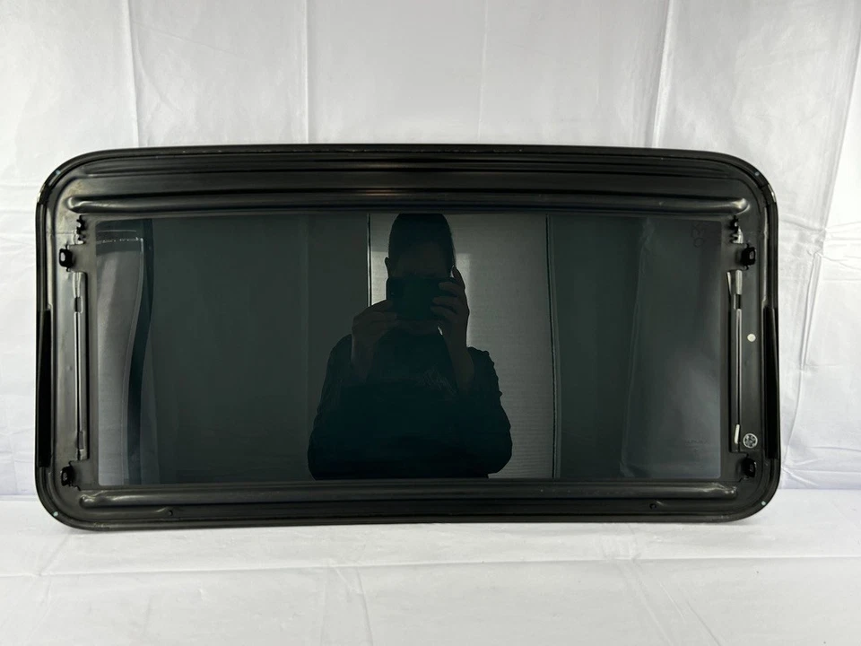 2006-2015 OEM Lexus RX350 RX400H RX450H Sunroof Glass Window Roof - Image 2 of 4