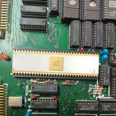 Vintage CPU Platine mit TMS 9900JDL Weißgold Keramik CPU und TMS 2708