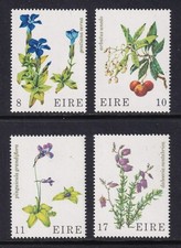 IRELAND 1976 Wild Flowers set of 4 SG 421-424 MNH/**