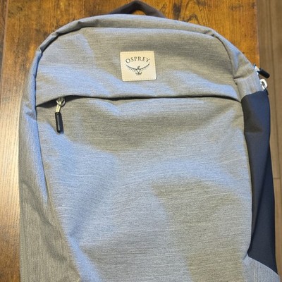Osprey Arcane Gray/Black Hiking Backpack Zip, Padded Straps, 15'' Laptop