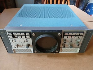 Tektronix 520A NTSC Dual Channel Analog Vectorscope Chrominance Test Rackmount