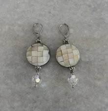 Beautiful MOP Mother Of Pearl Abalone She’ll Crystal Dangling Earrings