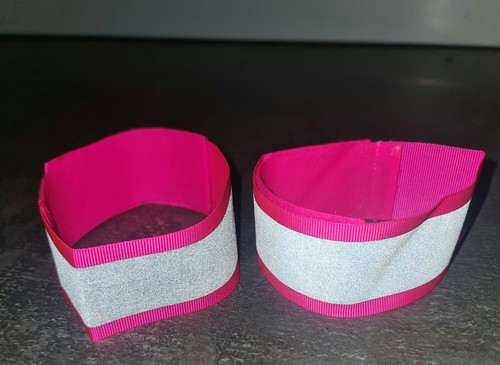 2x Reflektorband Klett reflektierend Leuchtarmband Pink Joggen Fahrrad Schule - Bild 4 von 5