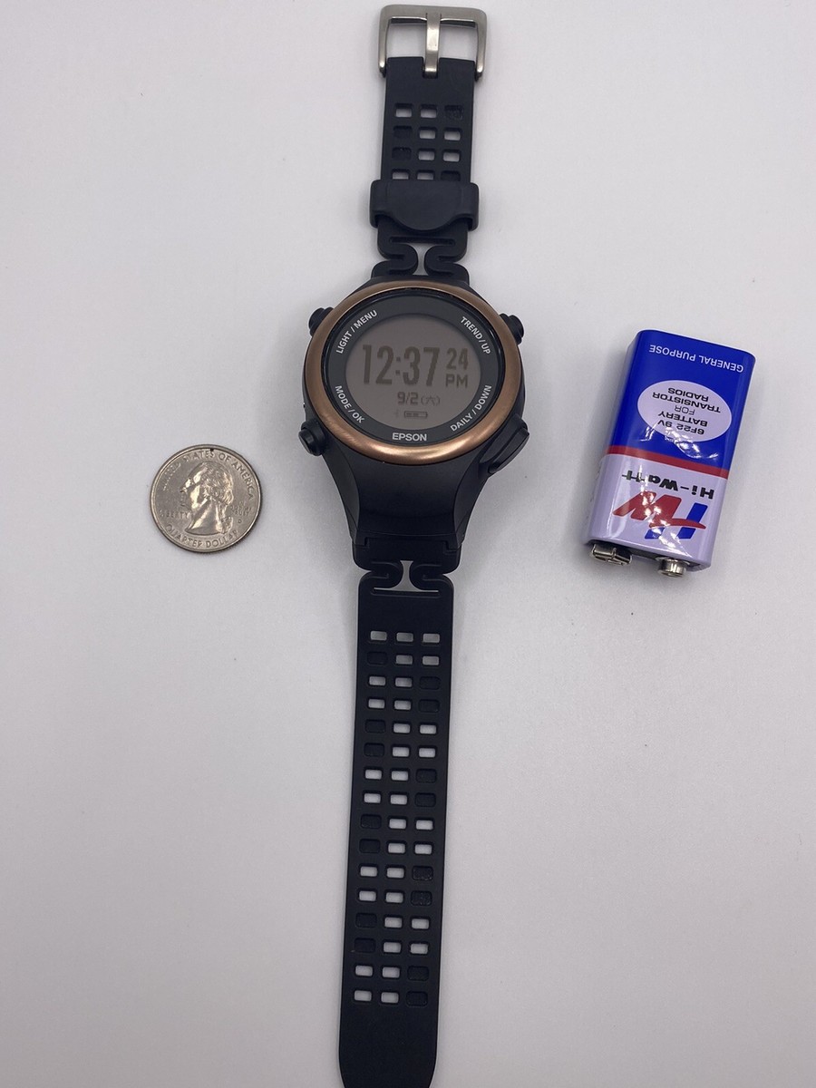 Epson Pulsense PS-600 seiko smart watch and charger men