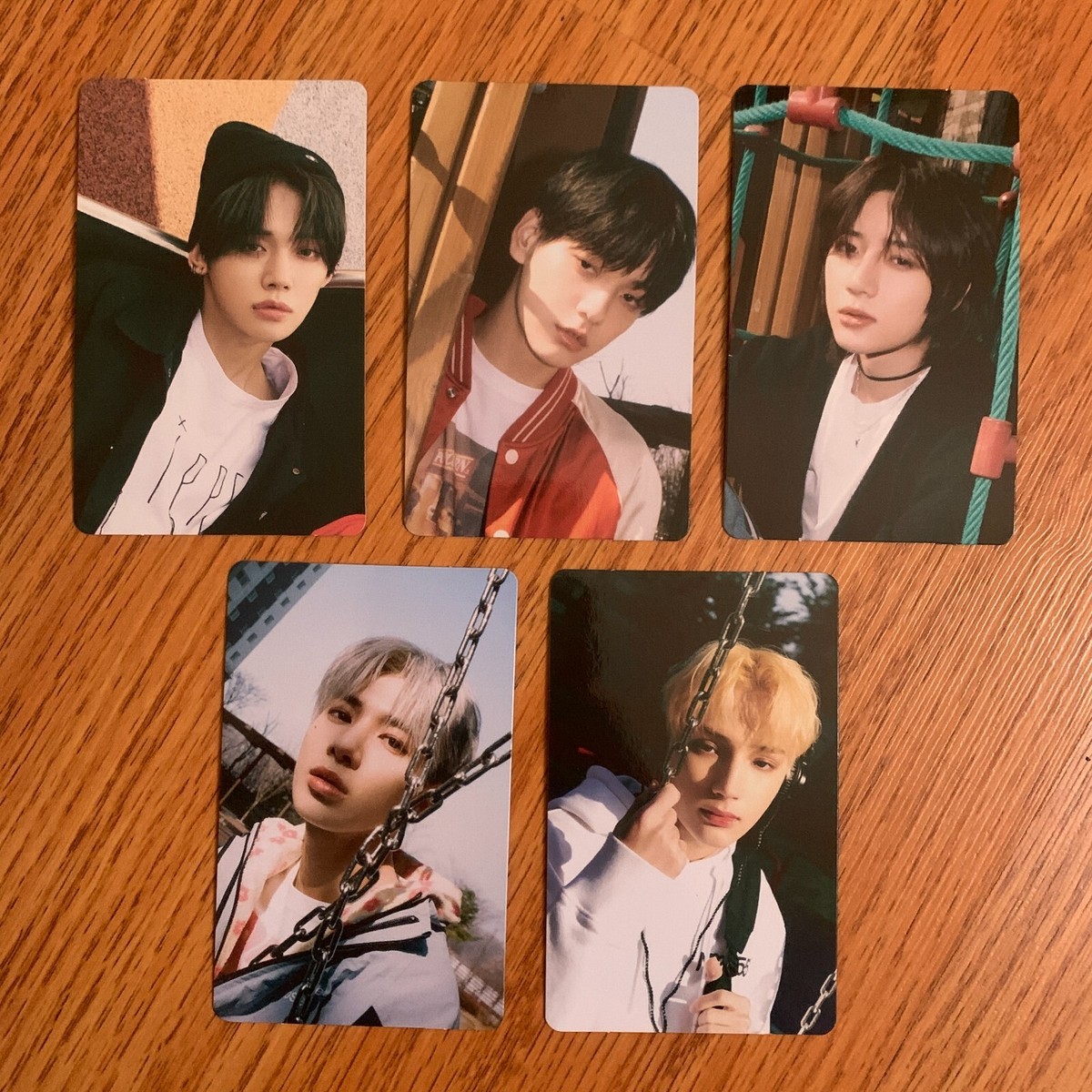 TXT テヒョン トレカ Freeze weverse US SELLER] TXT Chaos Chapter Freeze Weverse Preorder Benefit