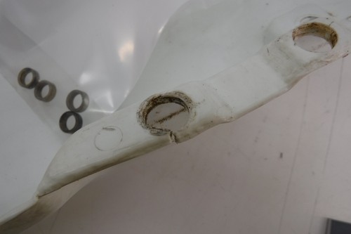 1987-1999 honda xr80r OEM WHITE REAR BACK FENDER COWL FAIRING - Picture 5 of 6