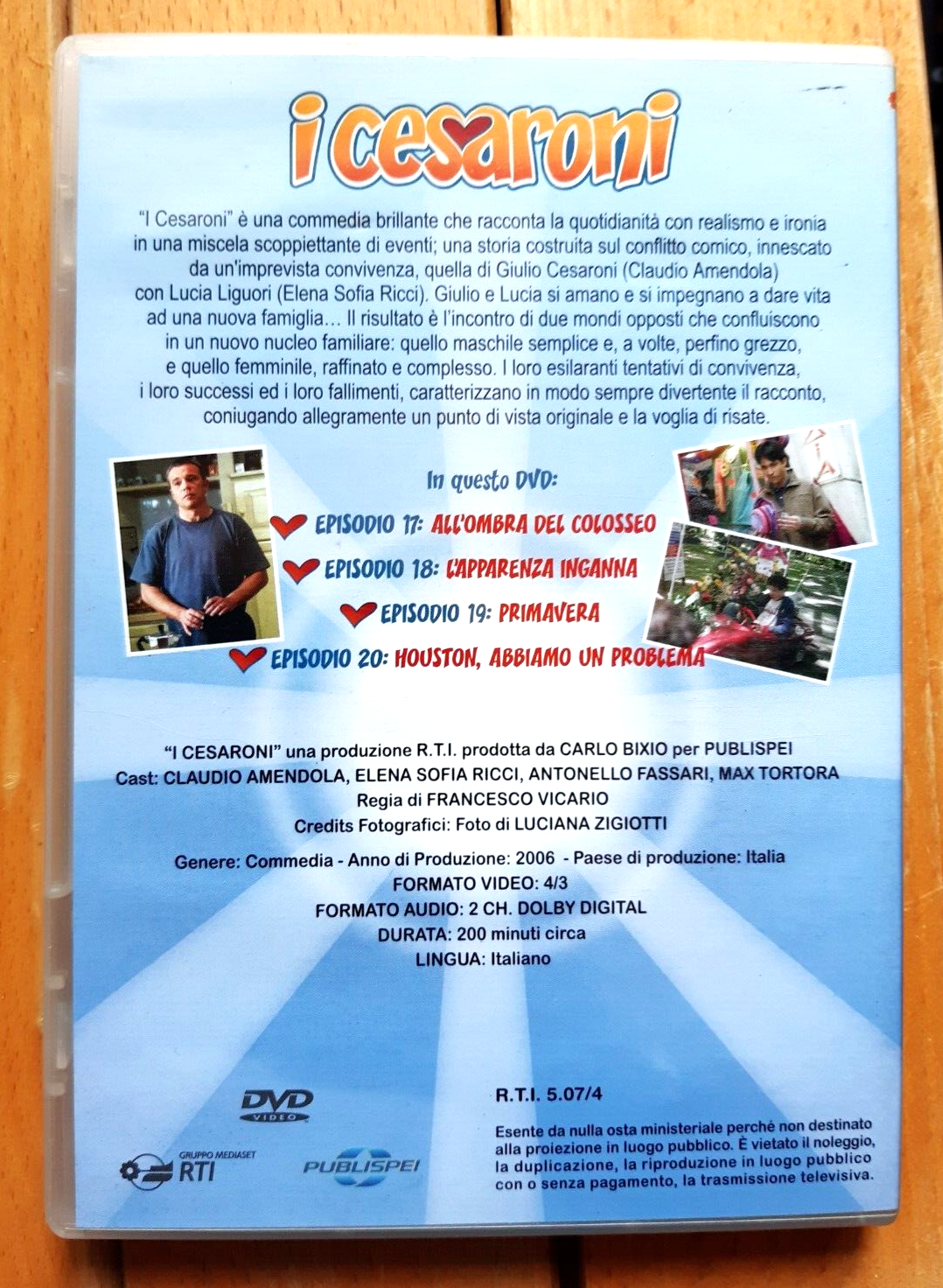 Foto 2 di 2