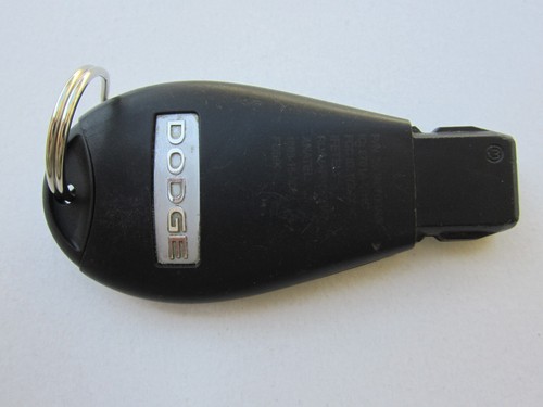 OEM 2008-2020 DODGE GRAND CARAVAN KEYLESS REMOTE KEY FOB ALARM IYZ-C01C UNLOCKED - Picture 5 of 5