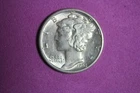 ESTATE FIND 1943 D- Mercury Dime!!  #K40814