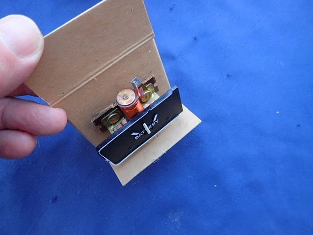 Cadillac Series 1949 calibre 62 amperímetro, ¡nuevo de lote nuevo! Batería 15011179 amperios Foto 3 de 4