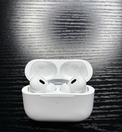 AirPods Pro 2nd Generation with MagSafe Wireless Charging Case (USB‑C) - 第 2/5 張圖片