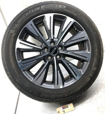 2020-2024 Lincoln Corsair Wheel Rim W Tire 19 Oem.