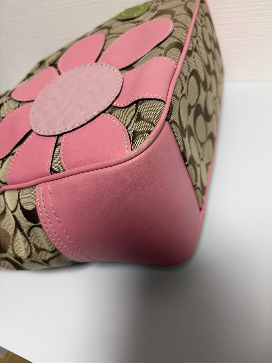 Coach F14724 Limited Edition Signature Bleecker Daisy Shoulder Bag