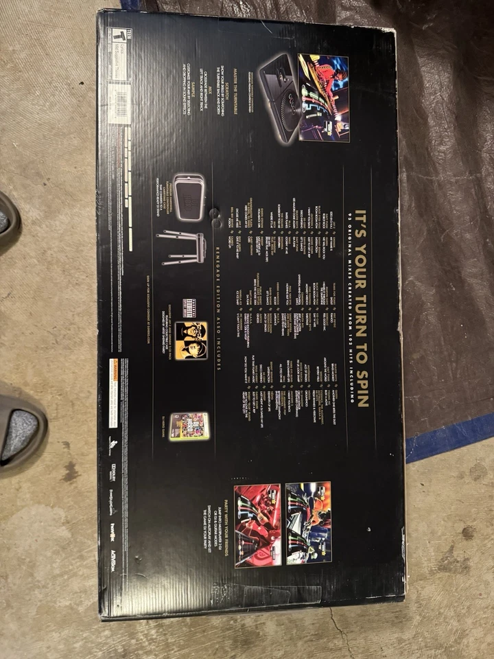 DJ Hero Renegade Edition Xbox 360 Sealed Jay-Z Eminem CD Turntable Bundle New - Image 2 of 4