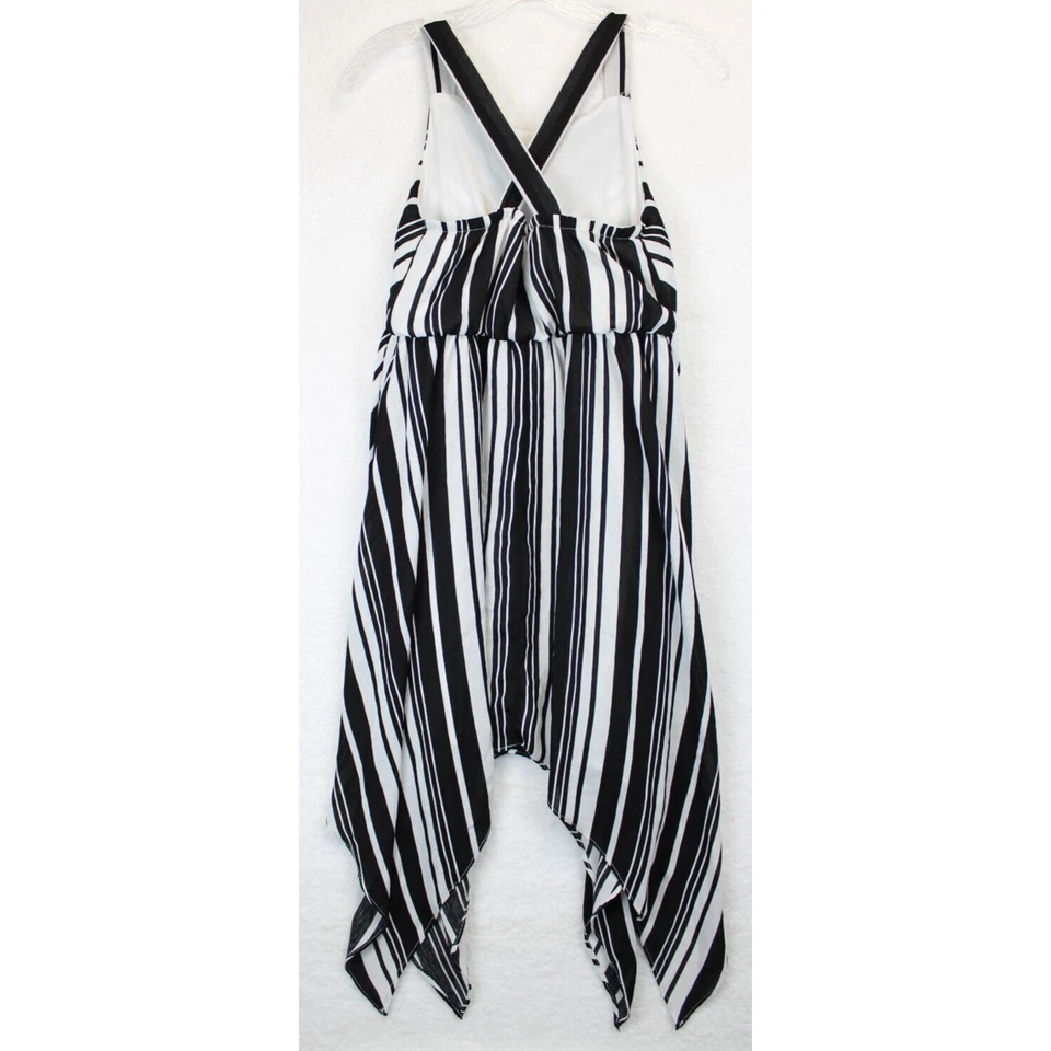 Vestido My Michelle Correa Asimétrica Fairycore Niñas Talla 12 Stipe Blanco y Negro Foto 2 de 4