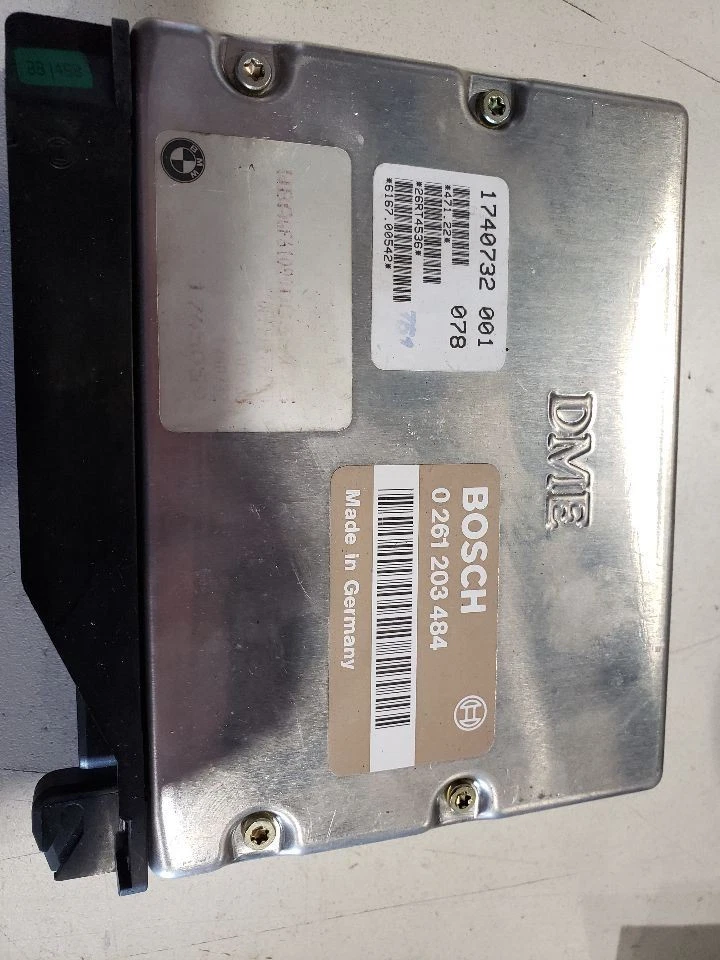 Juego de encendido de seguridad - BMW 740I E38 1995 - Módulo de llave de bloqueo de encendido ECU - OEM Foto 2 de 4
