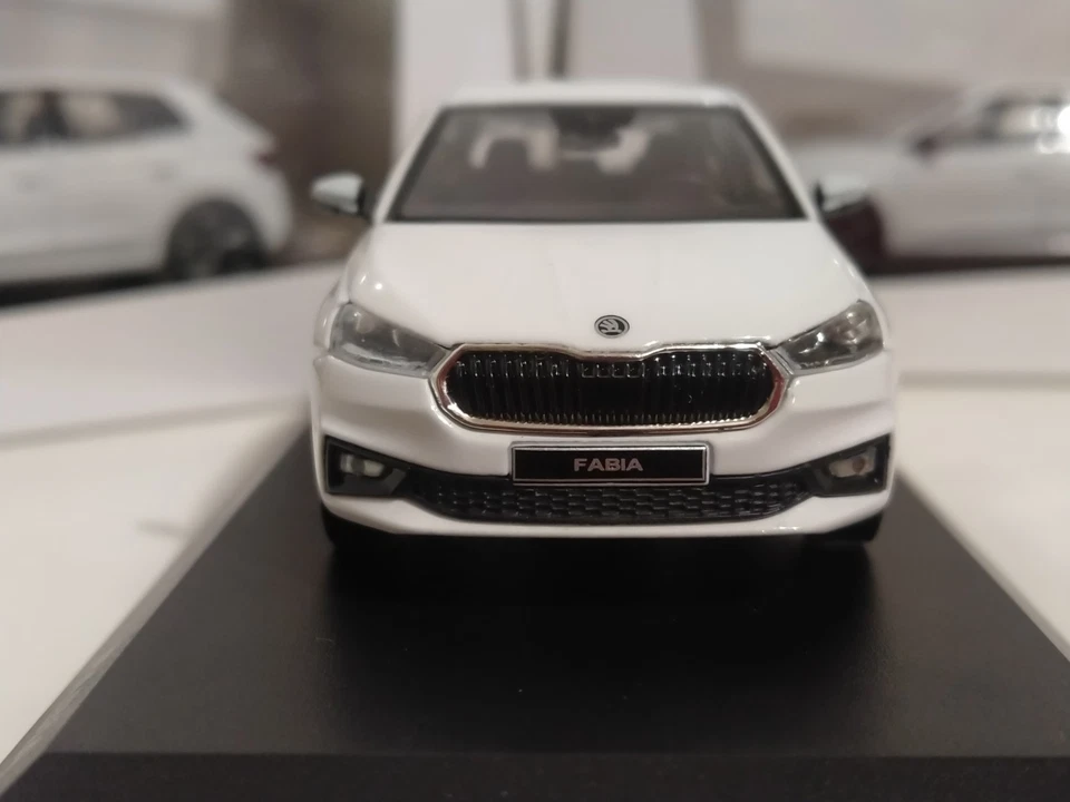 SKODA FABIA 4 Serie 2021 NOREV 1/43 Limited Edition White 07 New in Box RARE!! - Immagine 4 di 4