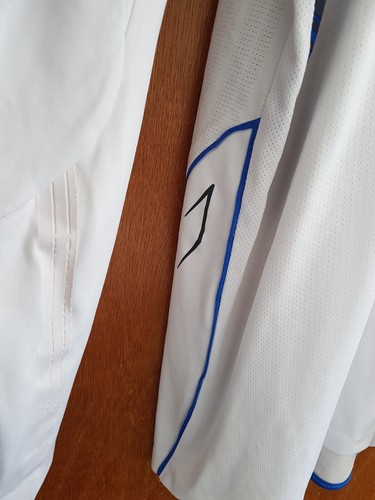 Wigan Athletic Away Shirt 2007. XL Original Umbro. White Adults Long Sleeved Top - Picture 8 of 11