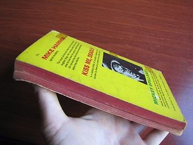 Kiss Me Deadly by Mickey Spillane - 1962 vintage Paperback 